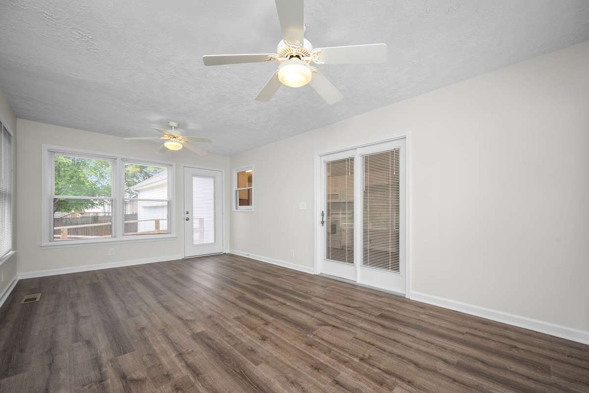Step out into your backyard from this amazing space with lots of natural light!