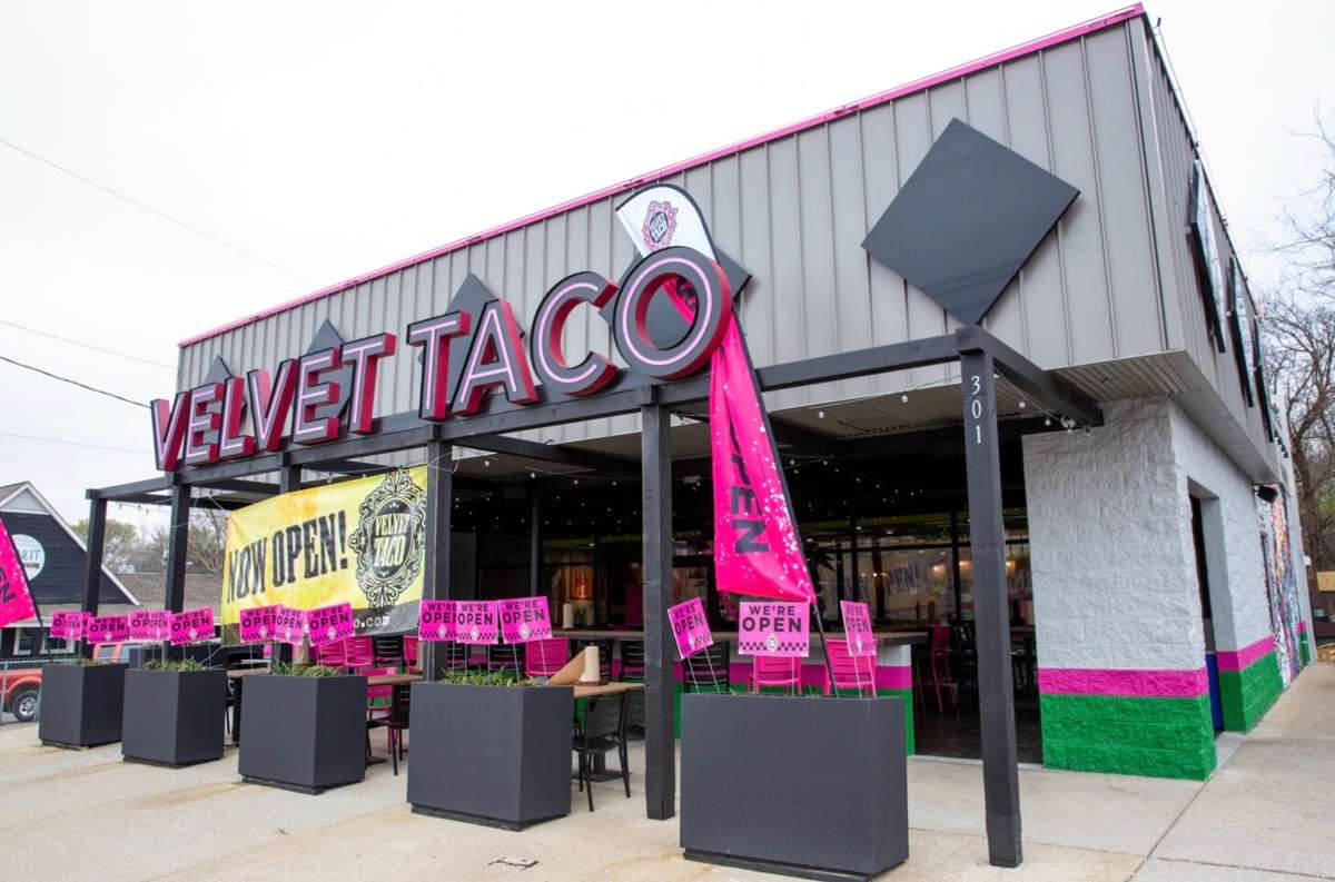 East Nashville dining - walk or bike to your local favorites.