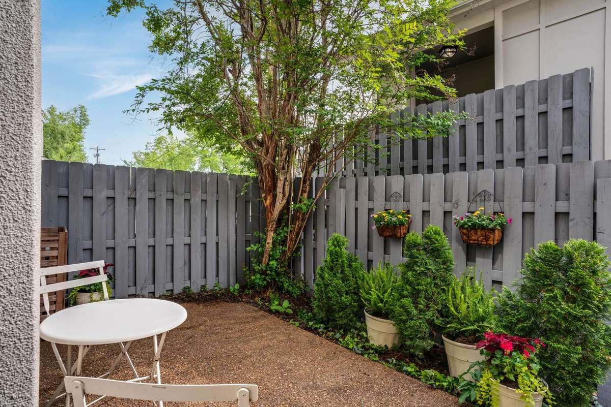 Enjoy your morning coffee, dine al fresco + tend to your garden while the pups sunbathe.