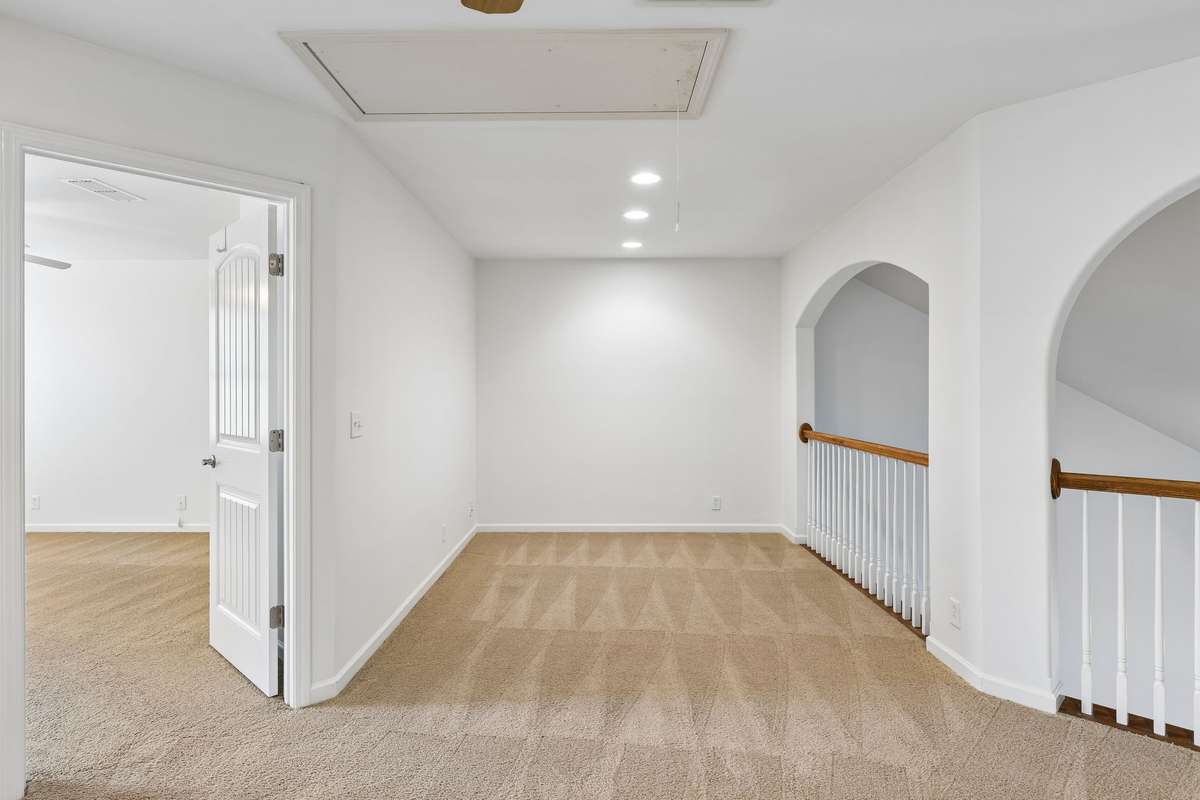 Loft space provides opportunity to use as needed for your family! 217 Whiteamore Run, Murfreesboro, TN 37128