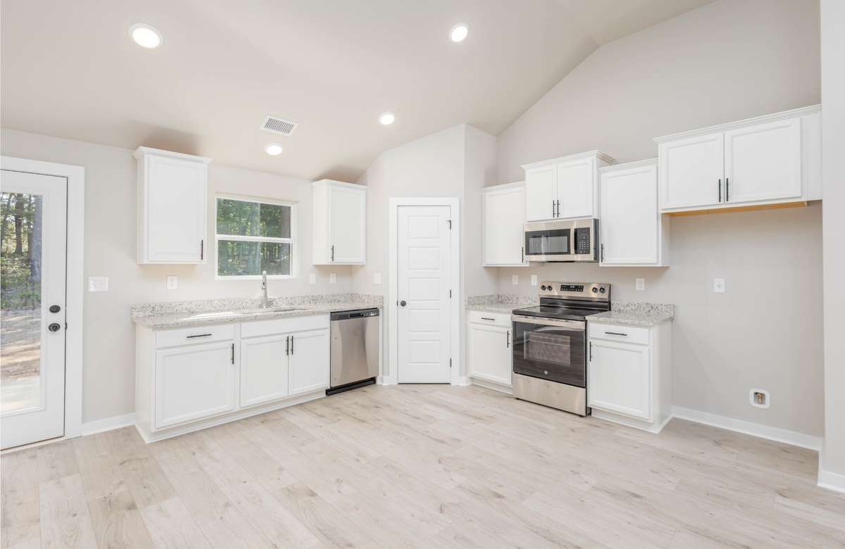 REPRESENTATION ONLY | PHOTOS FROM A PREVIOUSLY BUILT HOME OF THE SAME FLOOR PLAN