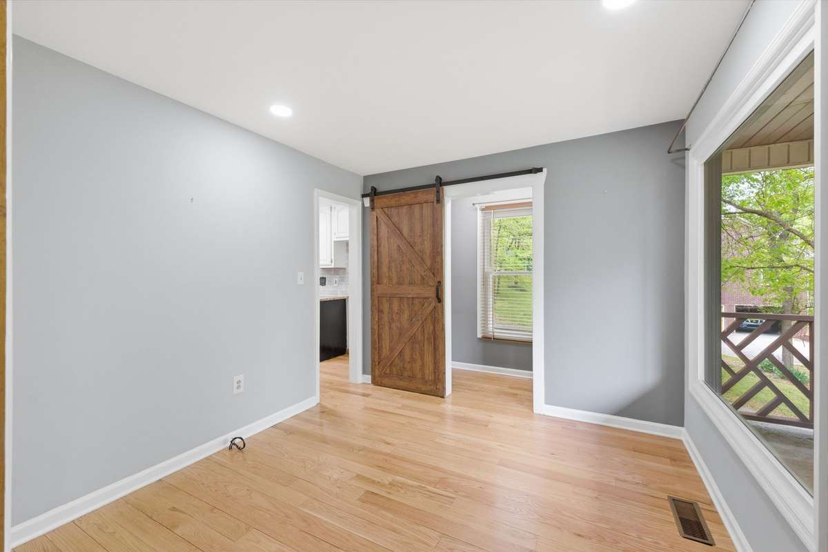 main level laundry off the kitchen/dining
