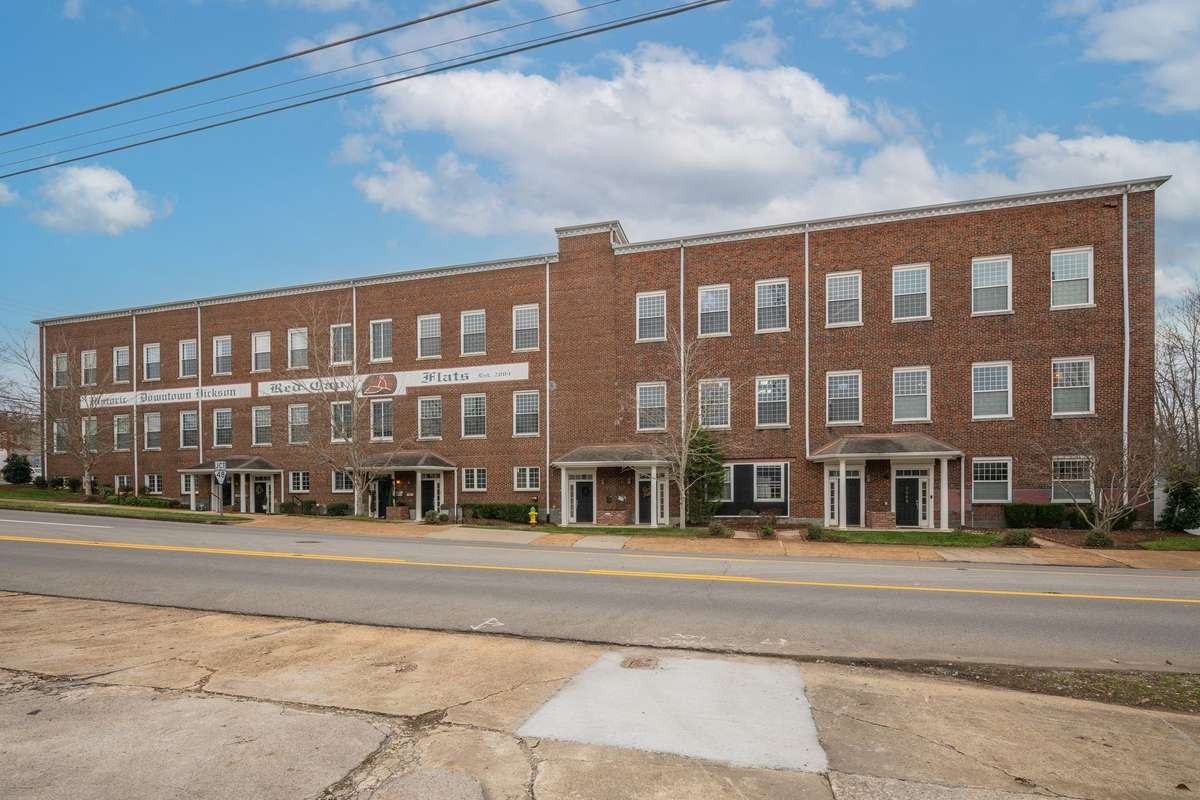 Unlike Anything Else on the Market in Downtown Dickson!!!