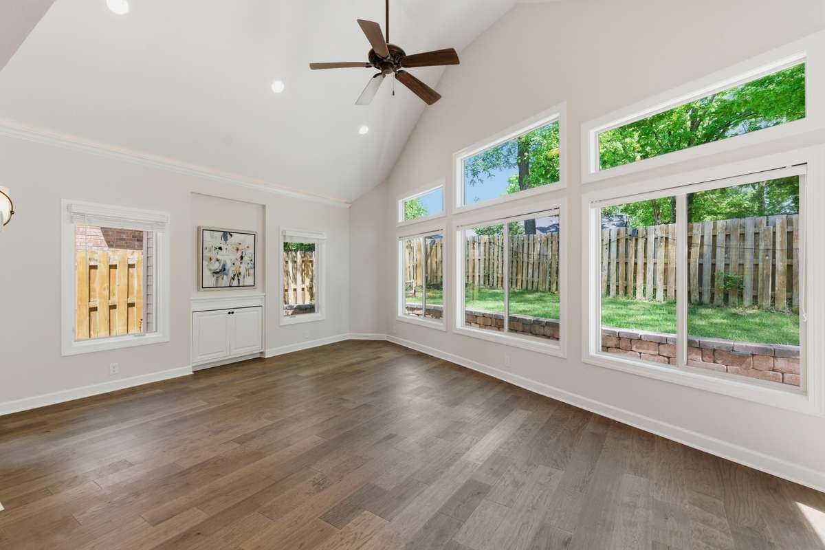 This versatile extension of the main living area is perfectly suited for a secondary living space, children/teen room or an executive home office.