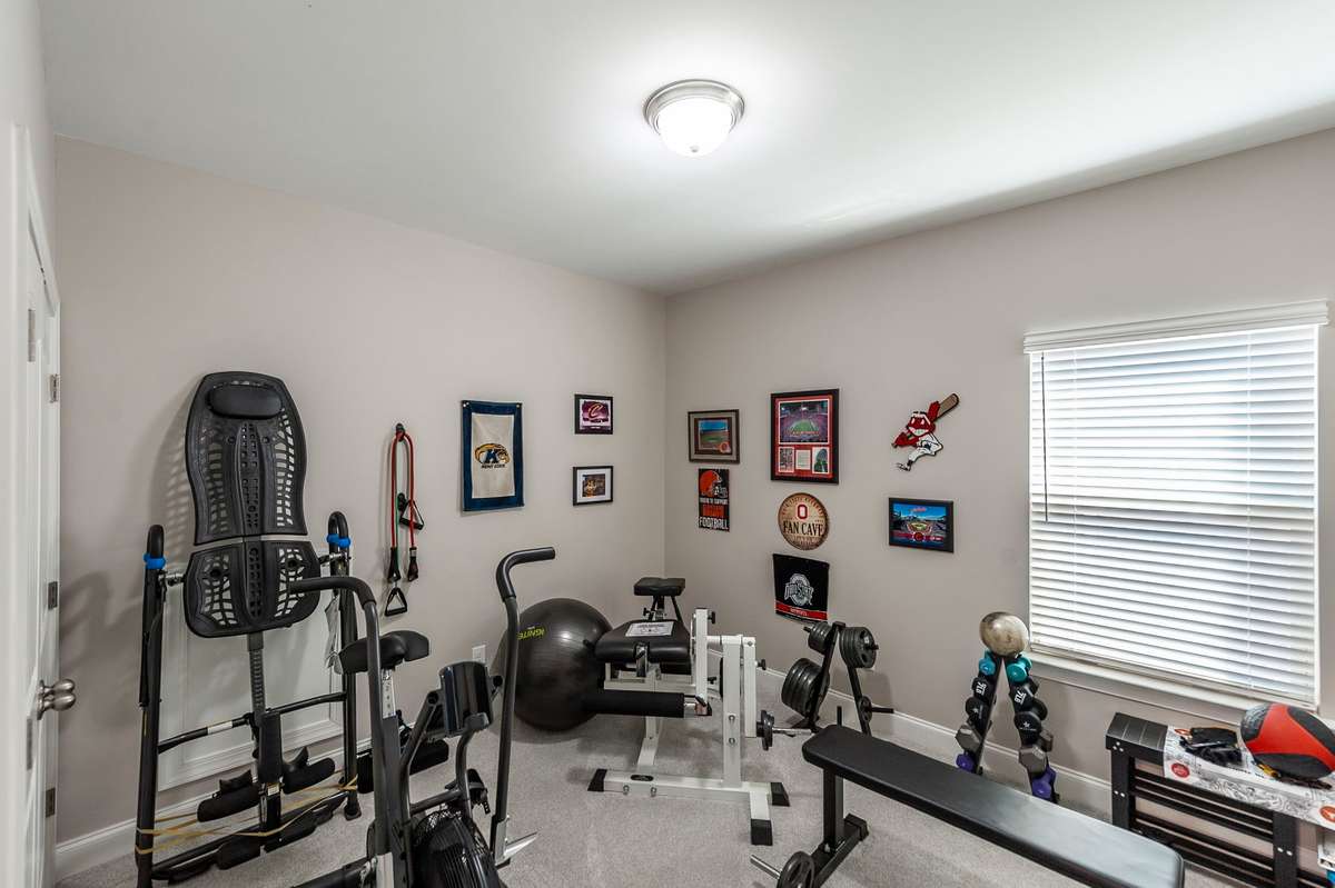 Fourth bedroom currently used as a work out room