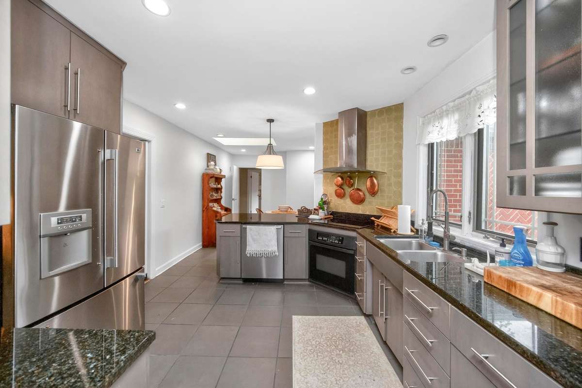 Updated kitchen!
