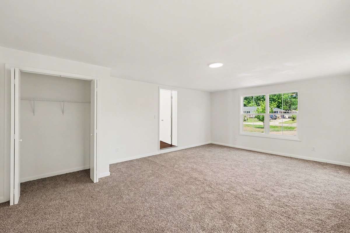 HUGE Primary Suite