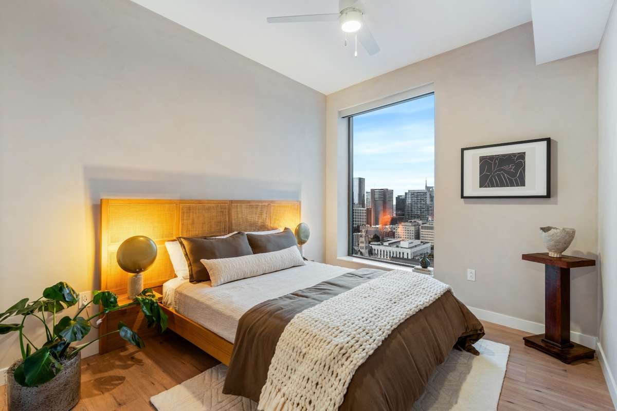 Same floorplan, floor 23