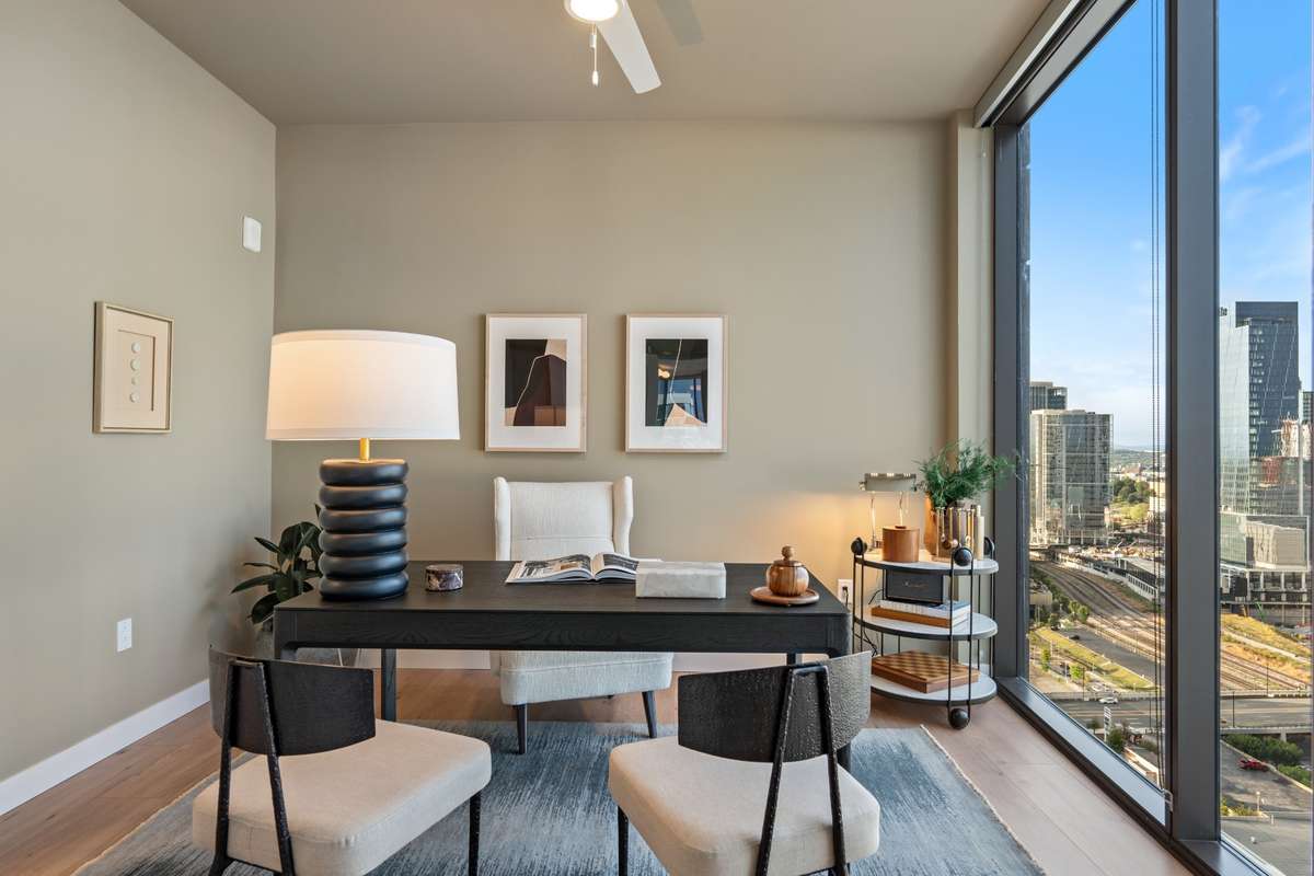 Same floorplan, floor 23