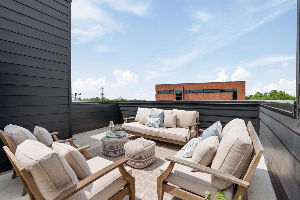 Rooftop patio
