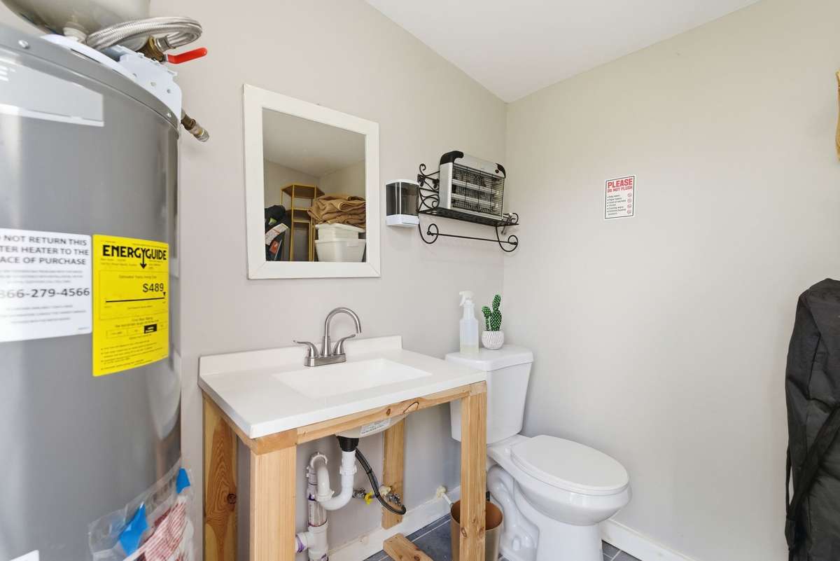 Detached bath