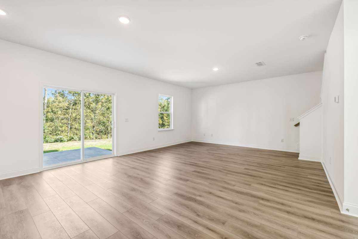 Westmore great room. Photo is of similar home, same plan. Options may vary.