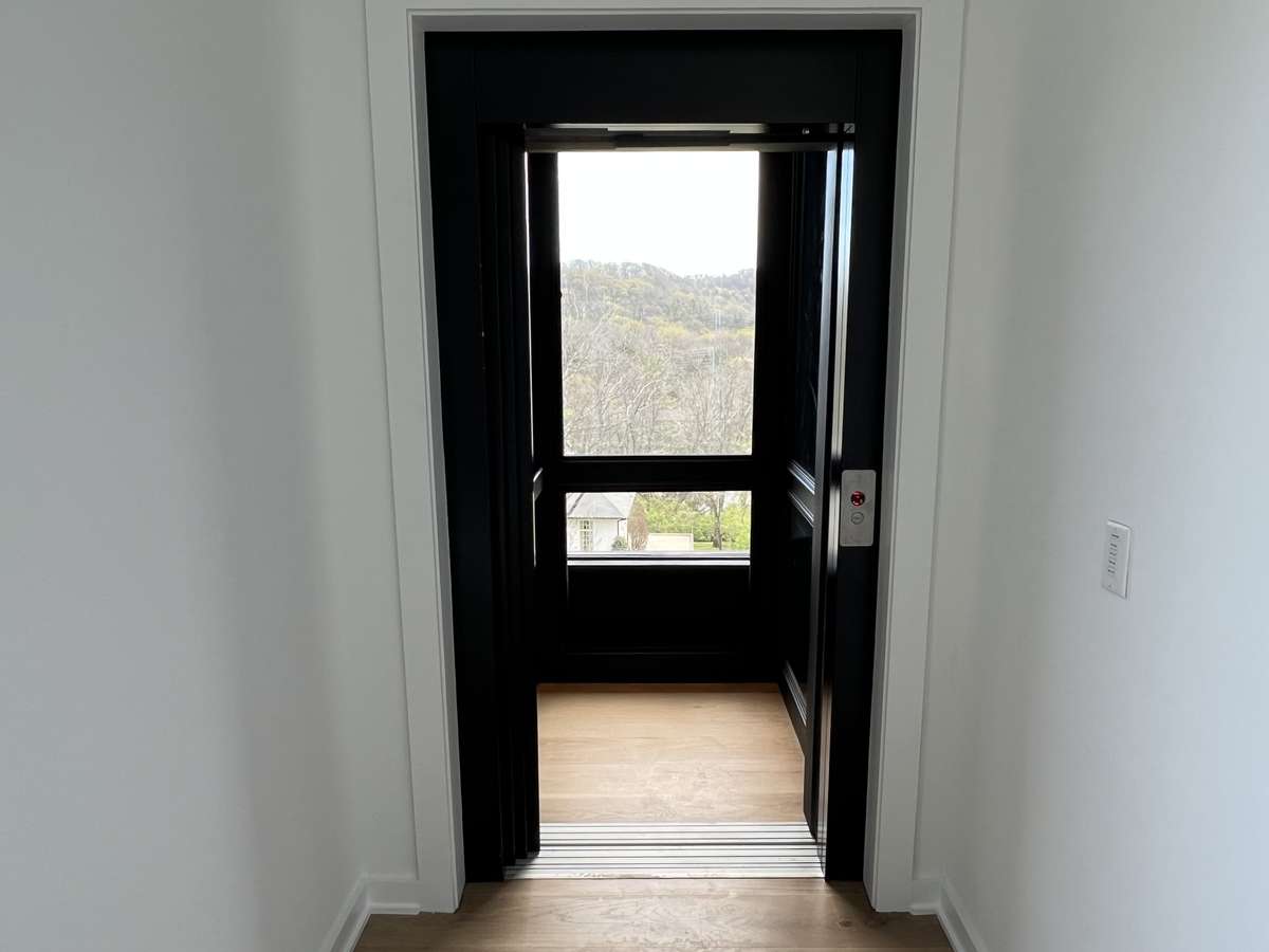Motorized elevator doors