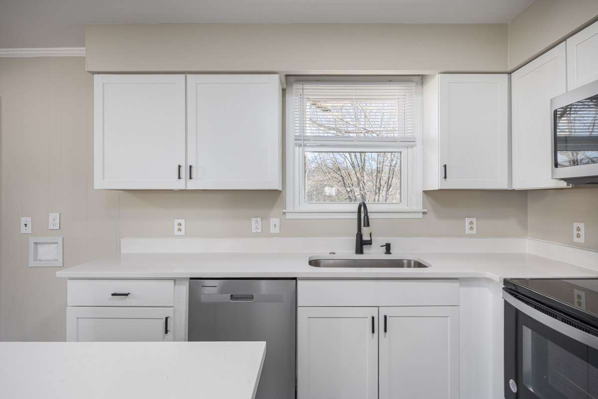 All the things you want - the cabinets, countertops, appliances, undermount sink
