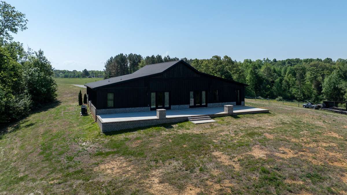 View of the back with the shade