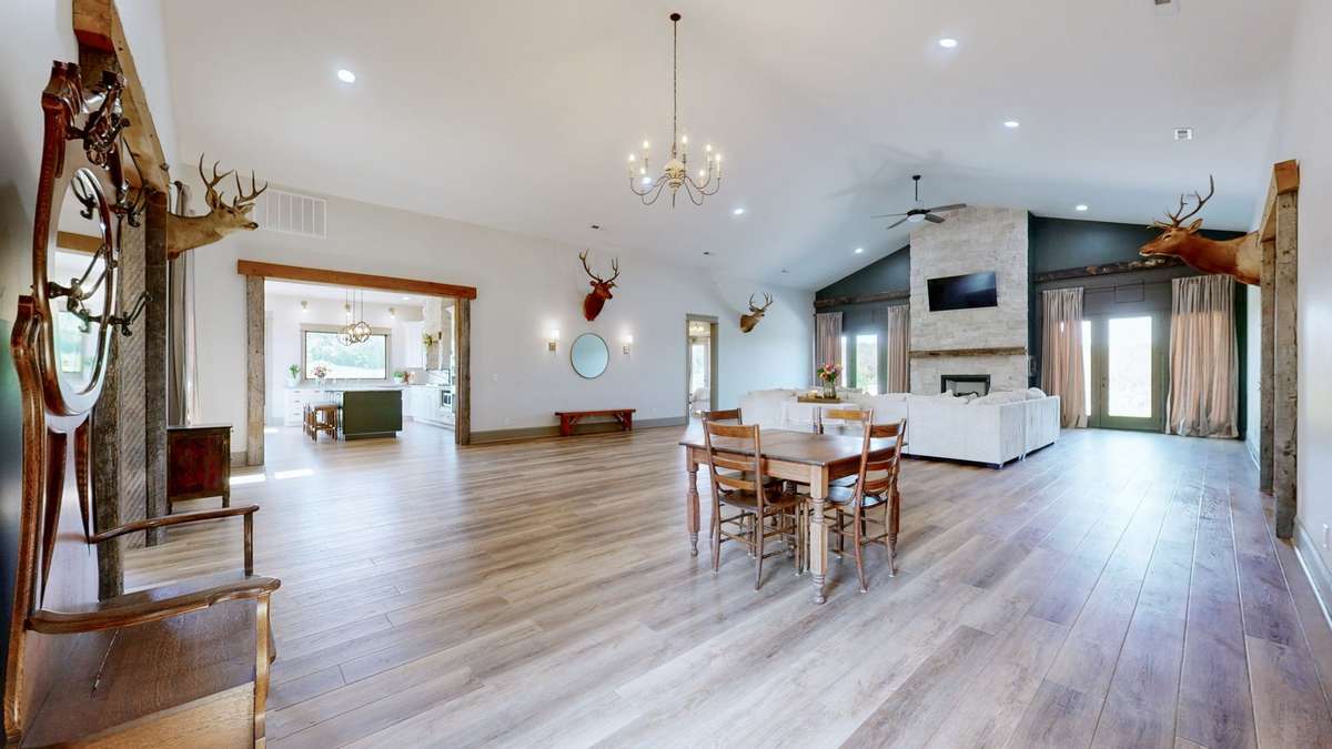 View from the front right corner of the house.