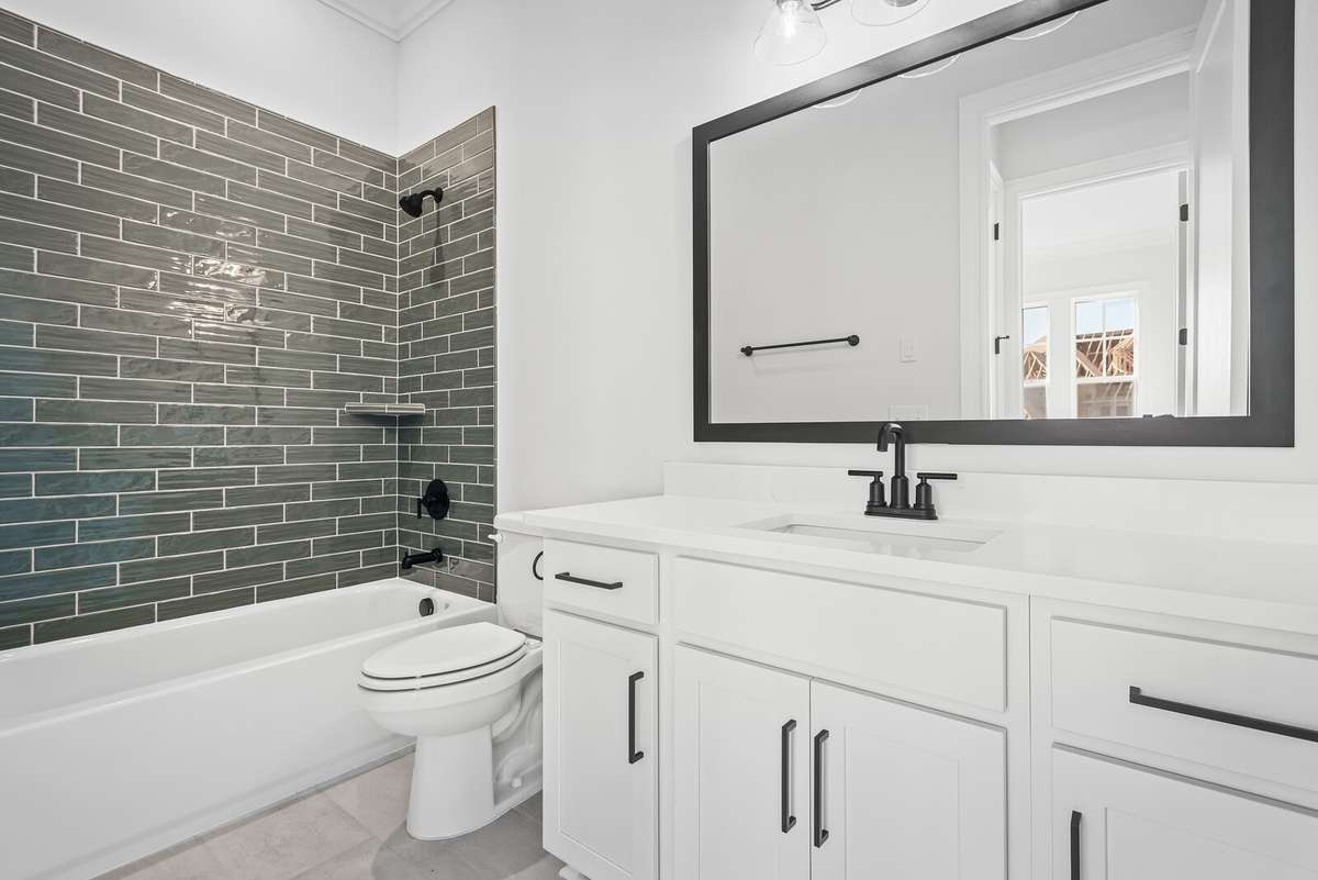 Guest Suite Bath