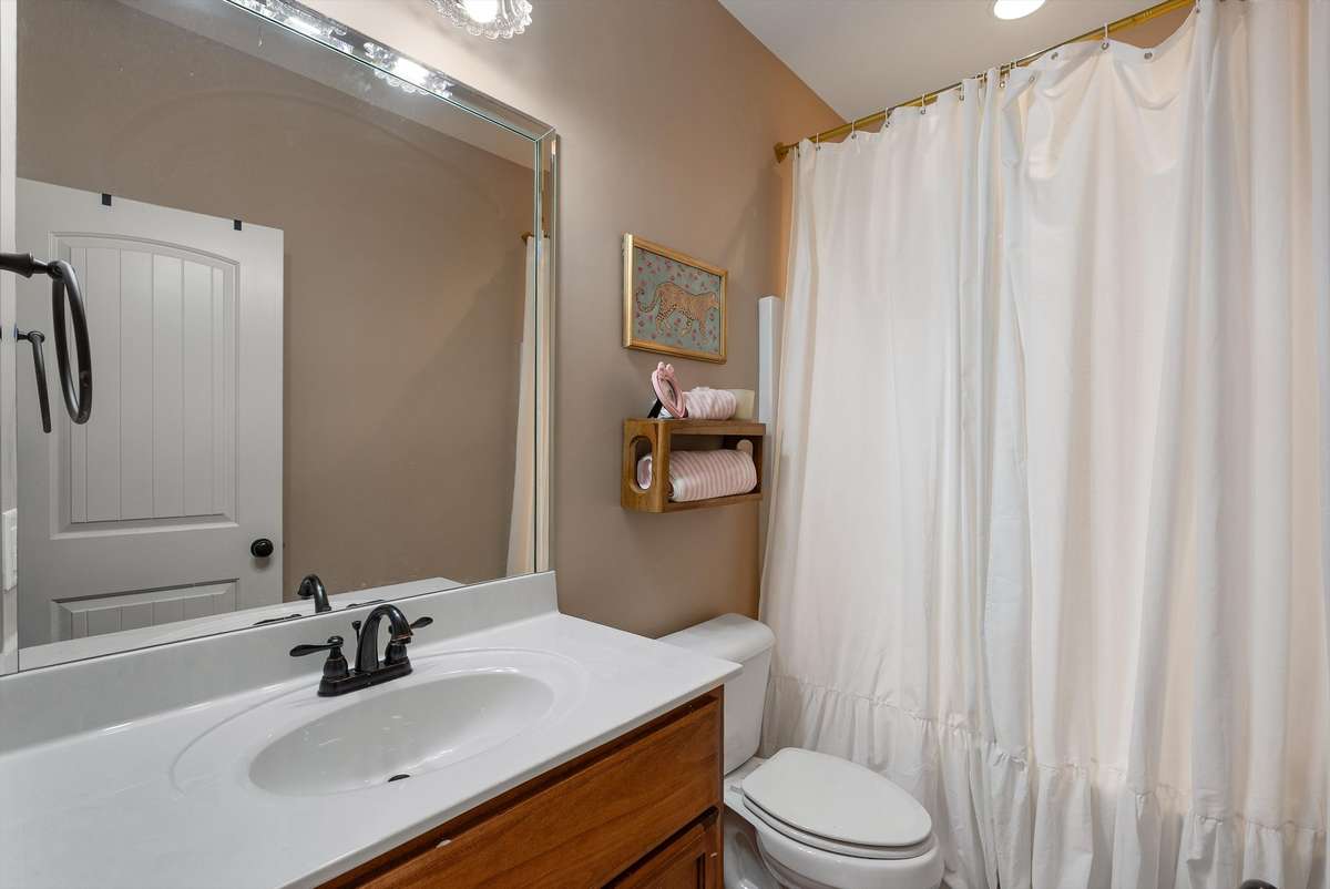 FULL BATHROOM ON THE MAIN FLOOR