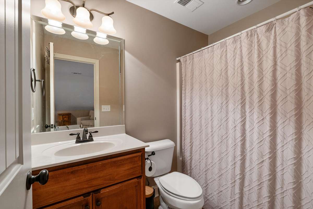 FULL BATHROOM ON SECOND LEVEL
