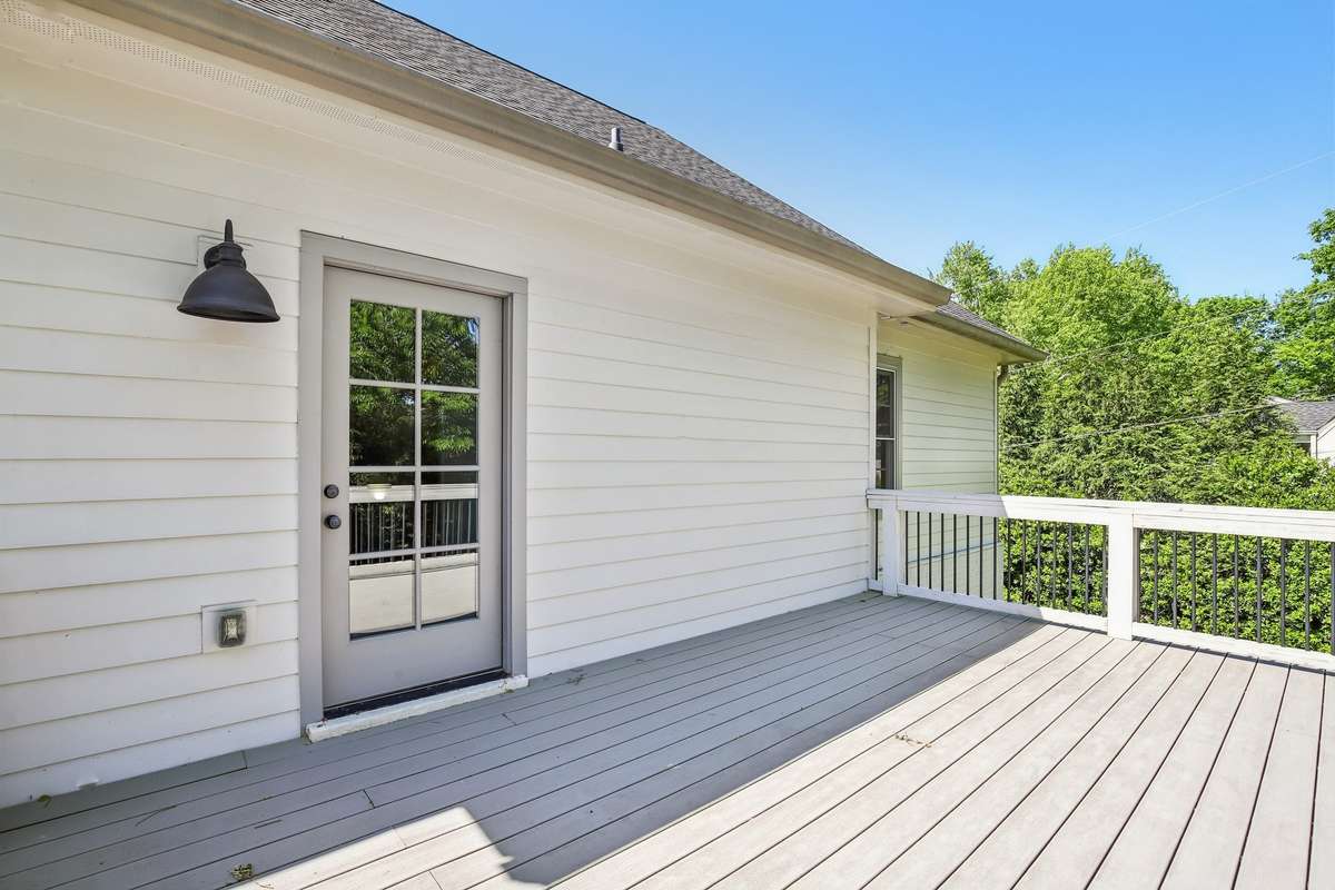 Private deck with durable Trex decking