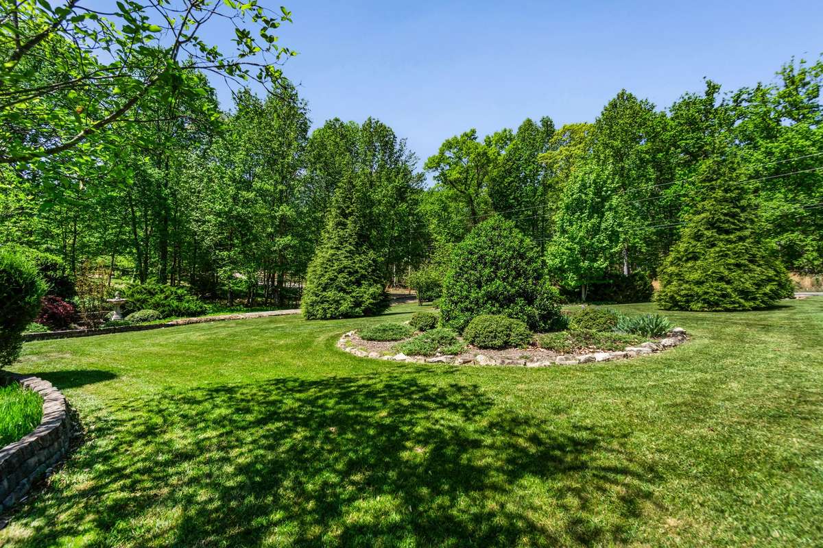 Gorgeous and private backyard