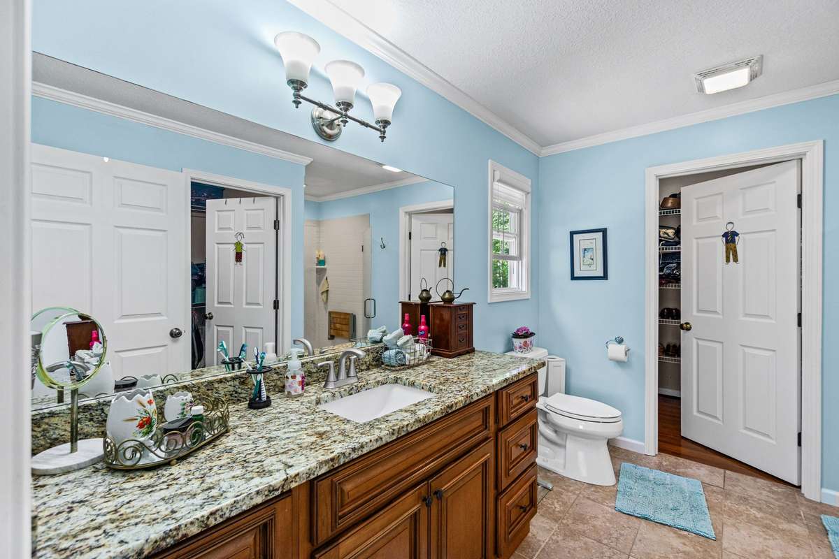 Primary ensuite