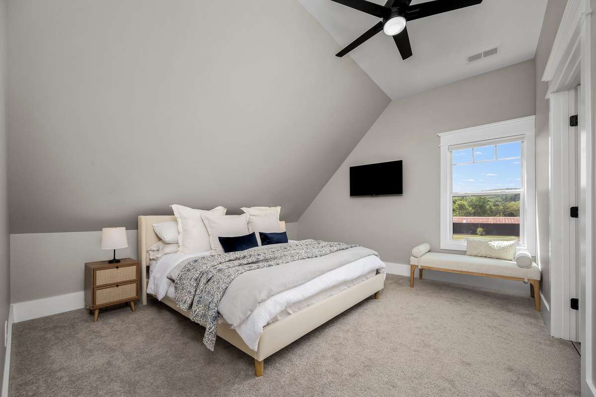 Full bedroom in the detached apartment