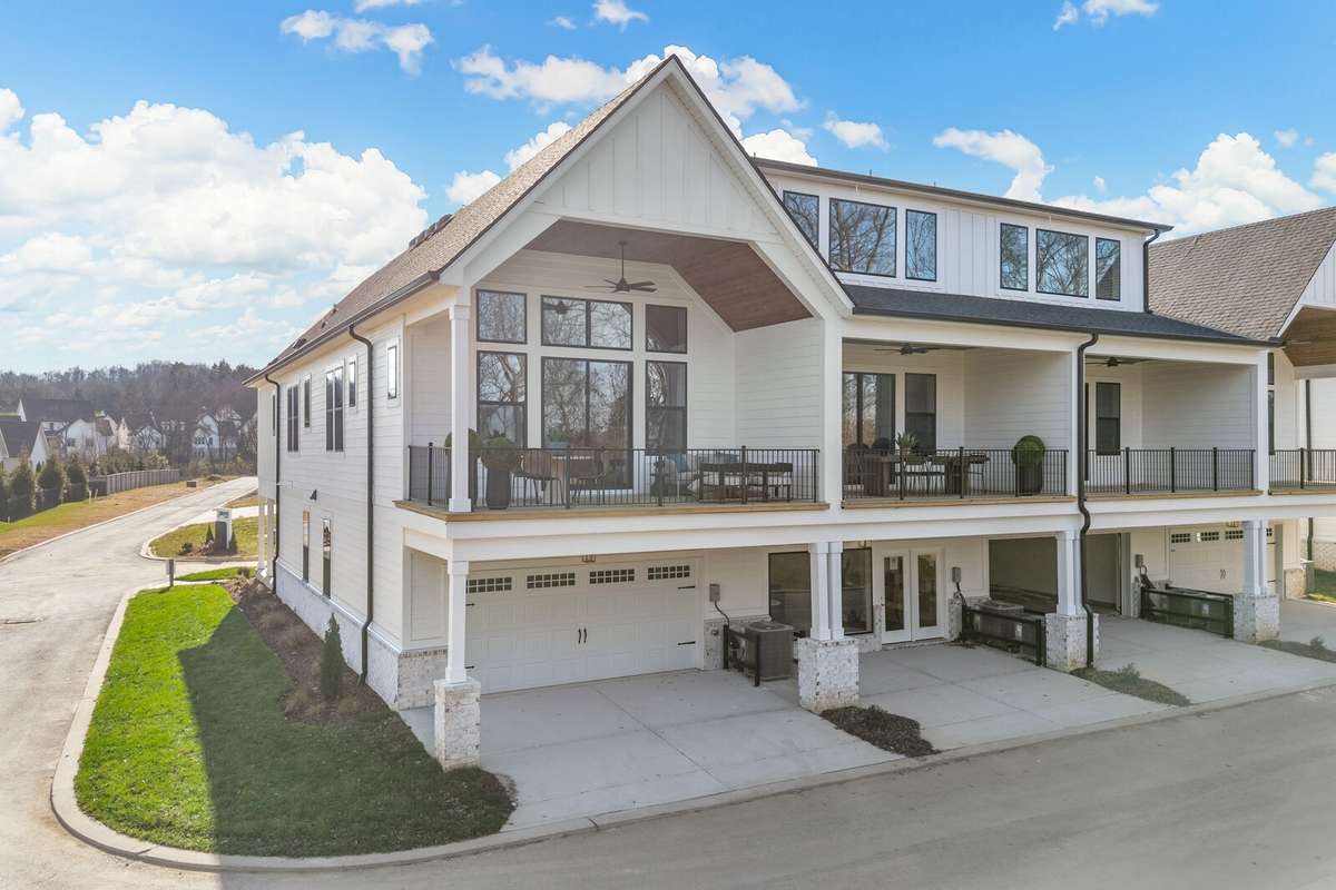 Photos shown are of a model home and are for illustrative purposes only. The actual home will vary in finishes, materials, colors, options, and upgrades. Buyers should verify all features and selections prior to purchase.