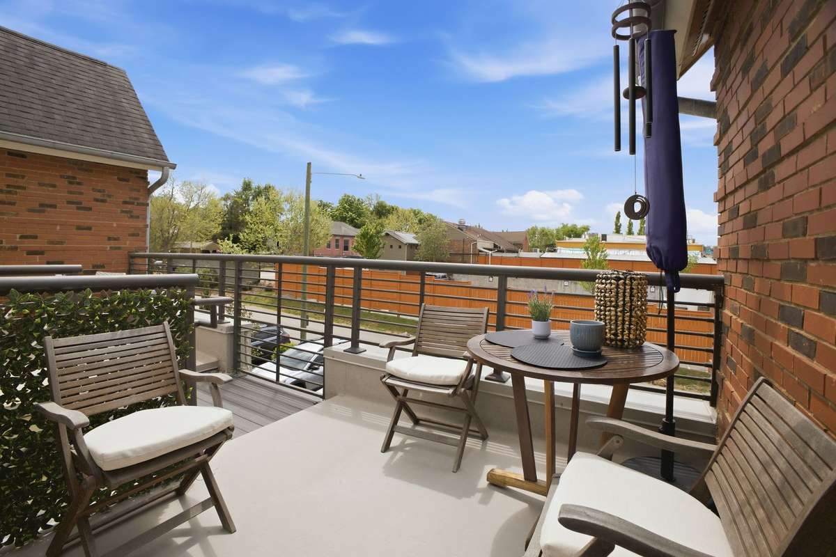 Front door terrace/patio area.