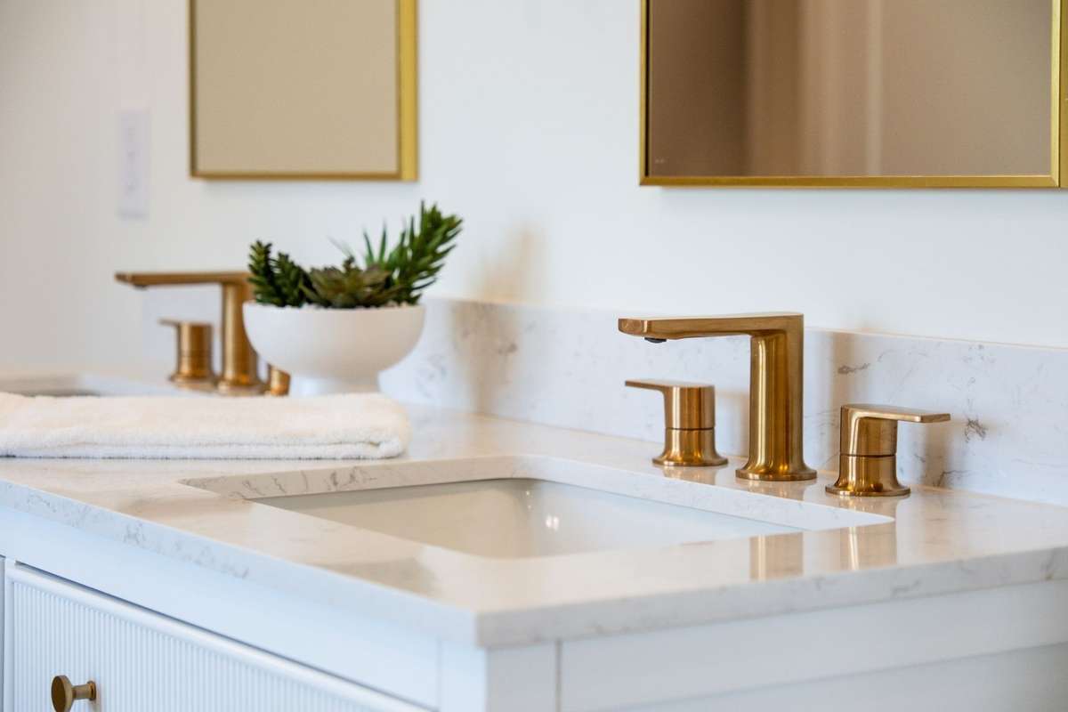 ON TREND Colors + Selections Throughout