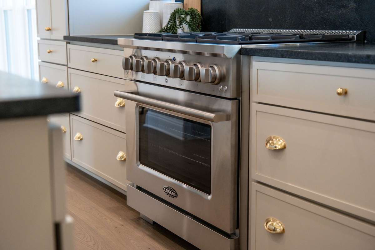 UPGRADED 6 Burner Gas Stove