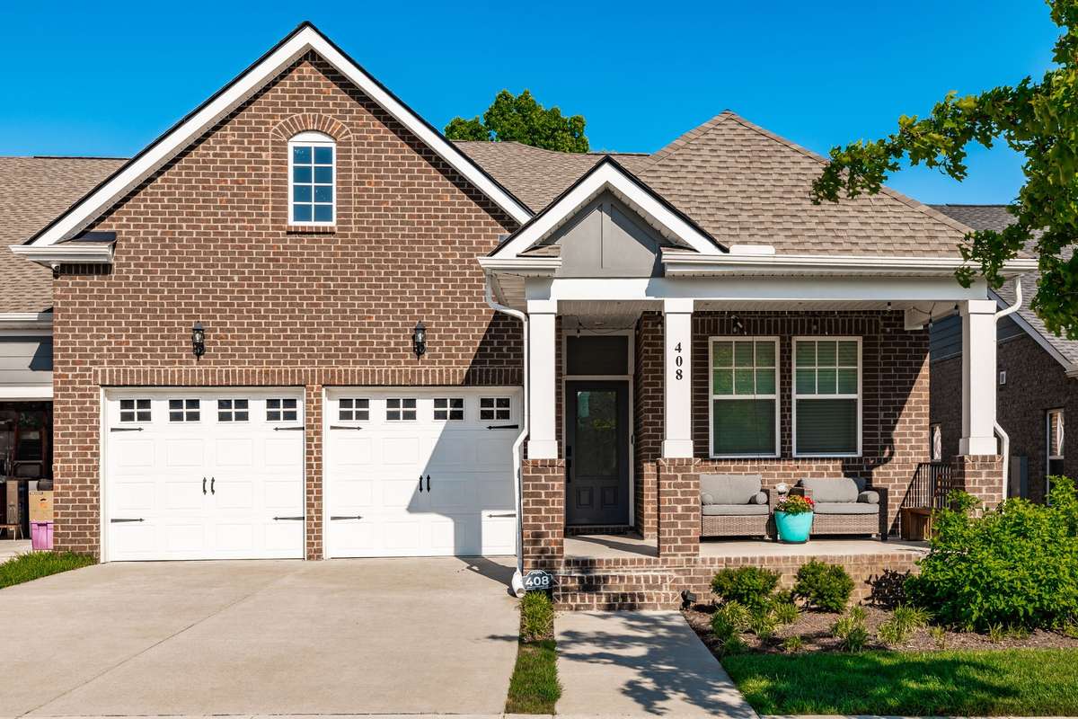 Come on HOME to this cute bungalow in the heart of one of the Nashville area's premiere developments, Durham Farms. Just 25 min from downtown Nashville, no yard maintenance and incredible neighborhood amenities make this a perfect place to call HOME!