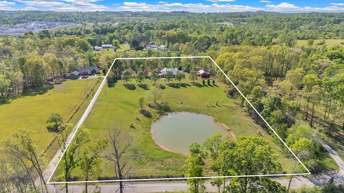 This is the proposed property lines