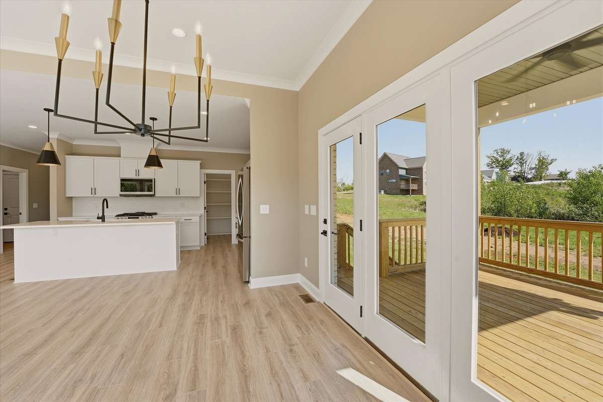 Dining/Back Patio