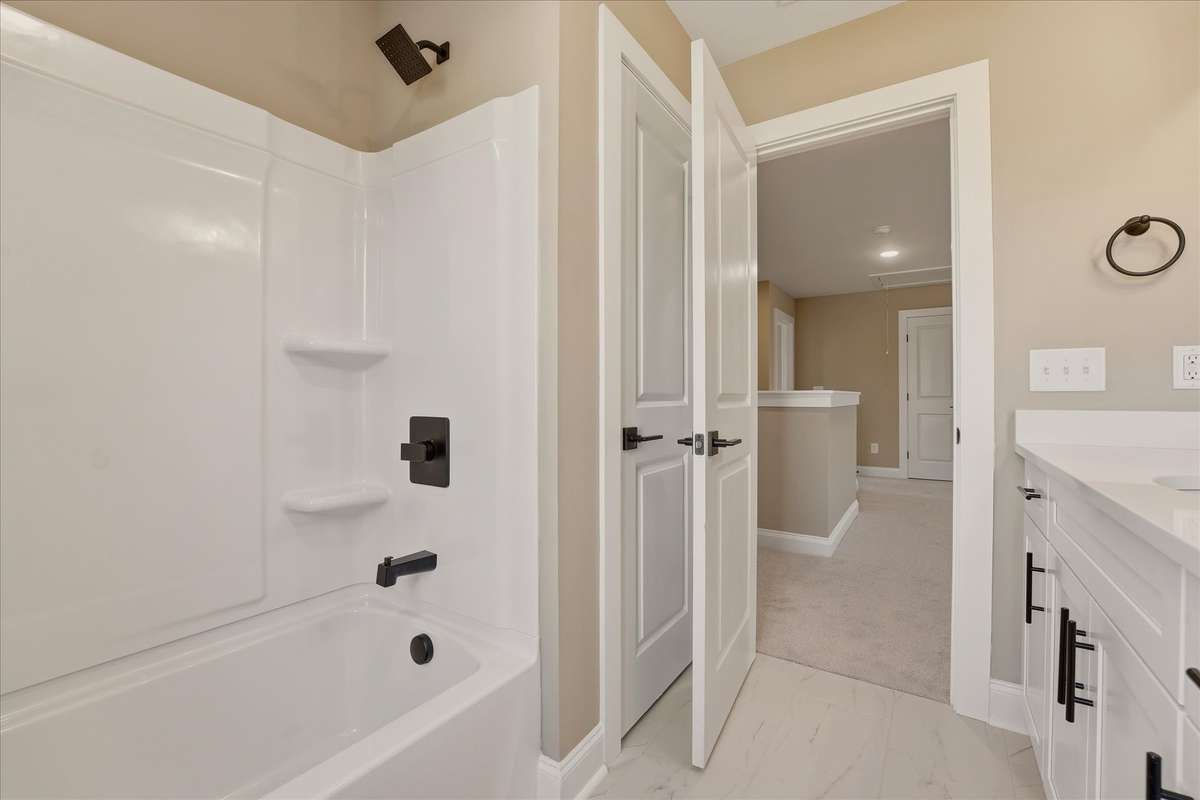 Guest Bathroom (2nd Floor)
