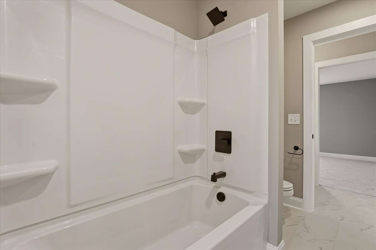 Jack & Jill Bathroom (2nd Floor)