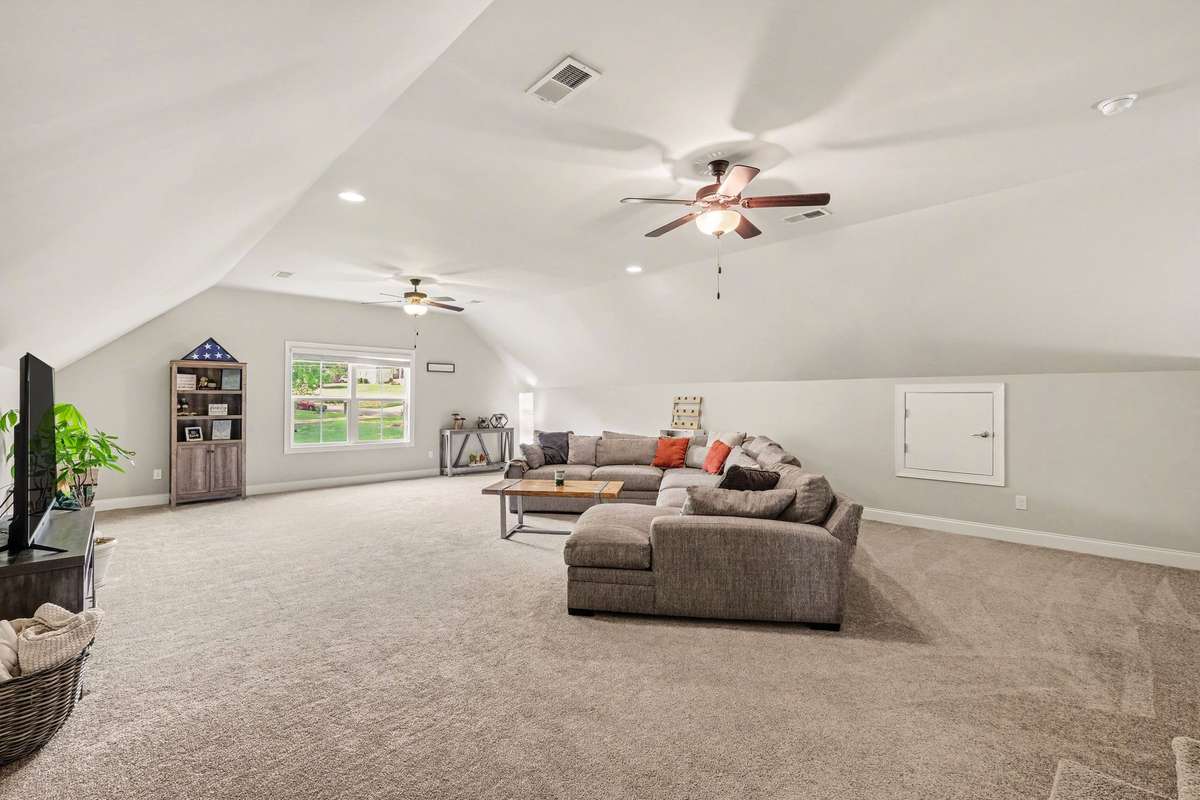 Bonus room on 2nd floor!! This home is HUGE!!