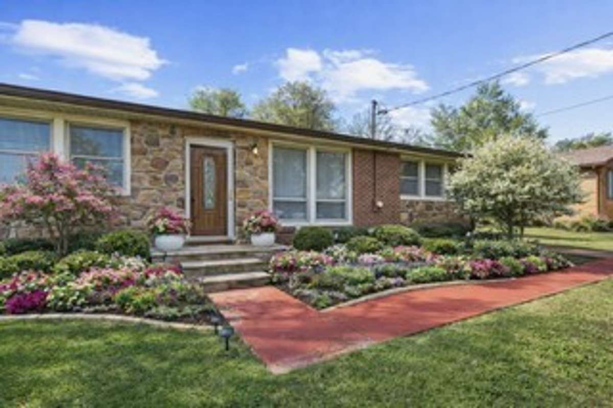Virtual Staging