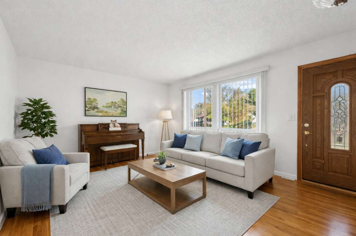 Virtual Staging