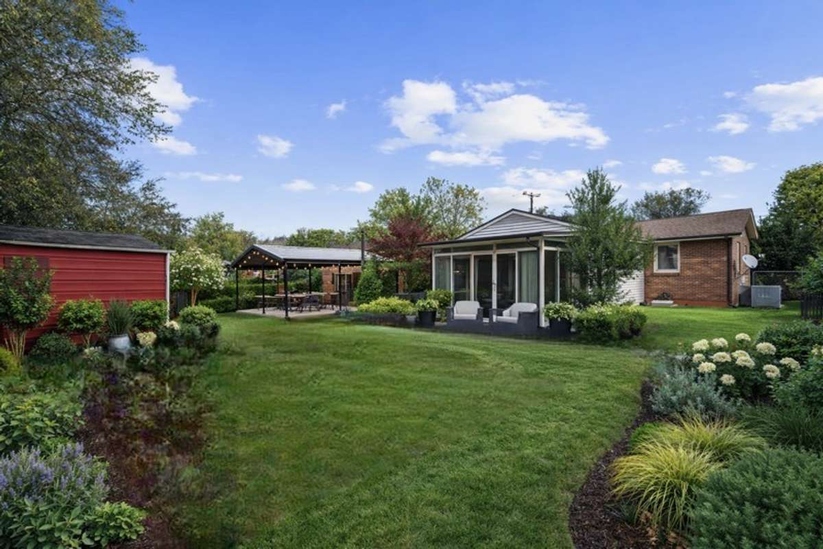 Virtual Staging