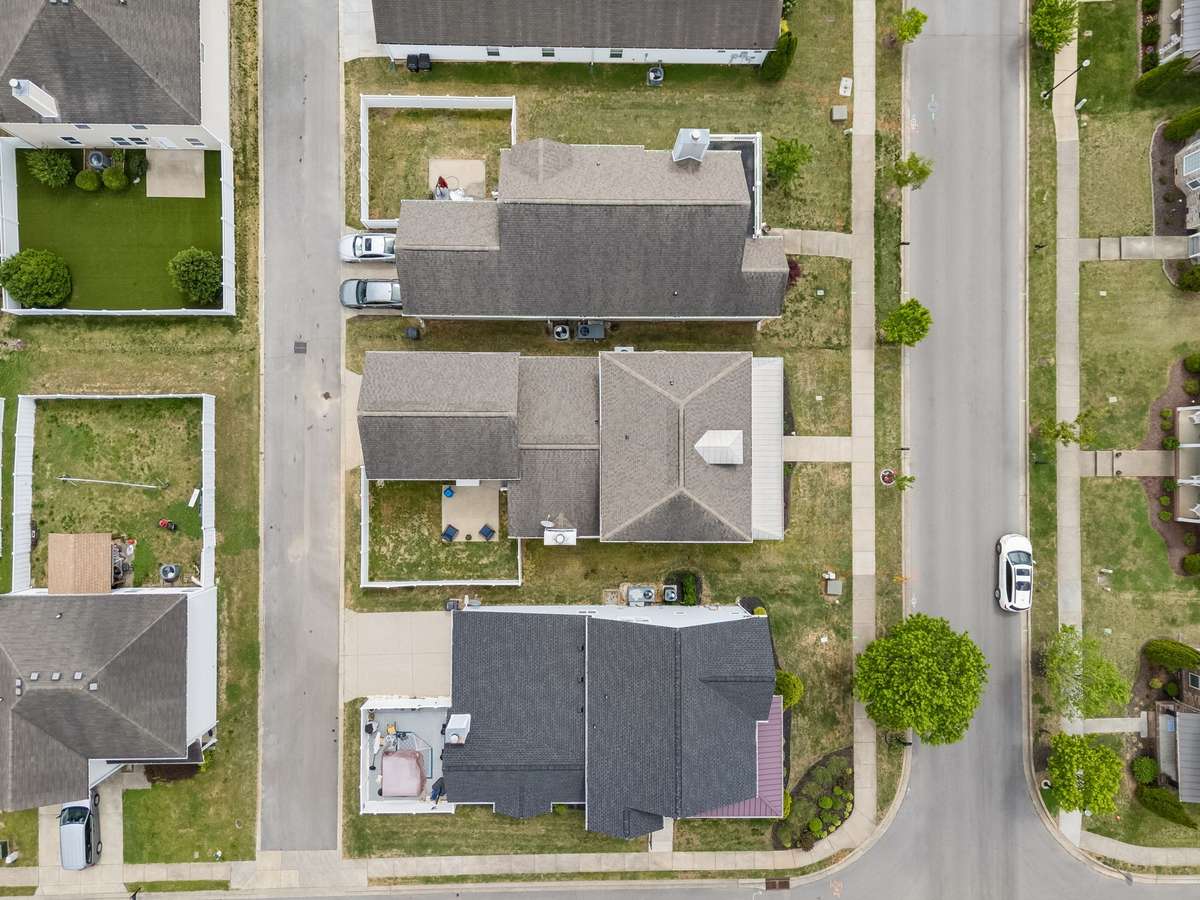 Sidewalks throughout Neighborhood for easy walking!