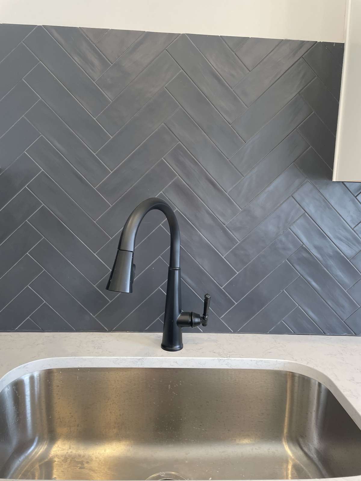 Undermount SS sink