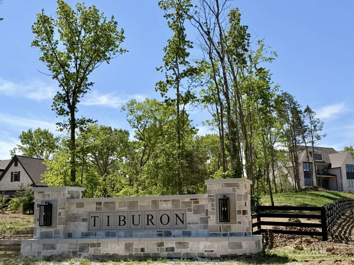 Welcome to Turnberry Homes' newest luxury community of Tiburon—an exclusive enclave of one-acre+ homesites in BRENTWOOD, featuring Turnberry Homes’ newly designed Caldera Series—a collection of striking custom exteriors and award-winning floor plans!