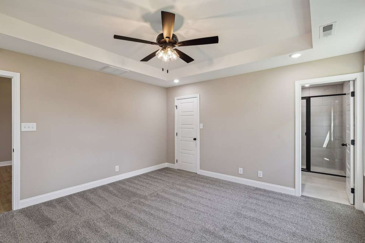 Sample pictures from a previous build showing the Bailey Floor Plan. Materials and colors are subject to change without notice.
