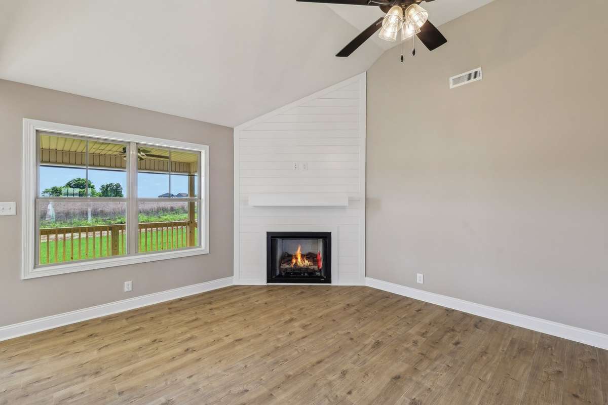 Sample pictures from a previous build showing the Bailey Floor Plan. Materials and colors are subject to change without notice.