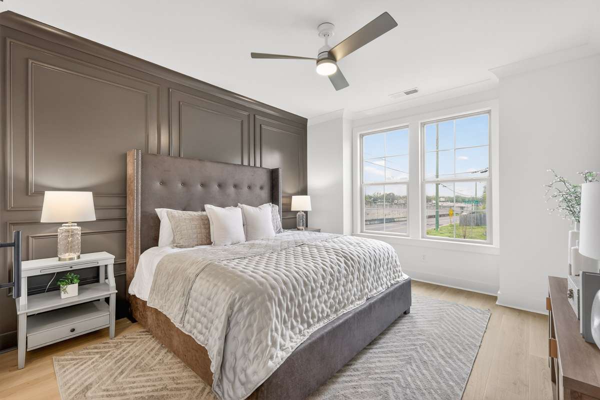 Owners bedroom on main level.