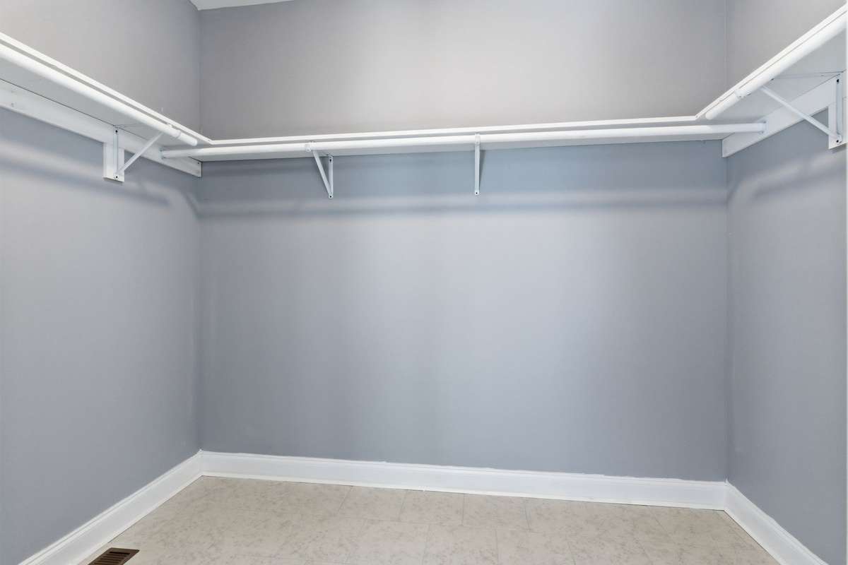 Master Walk in Closet