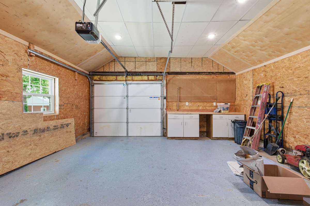 One Car Garage with Door Opener *Storage Area above is climate controlled