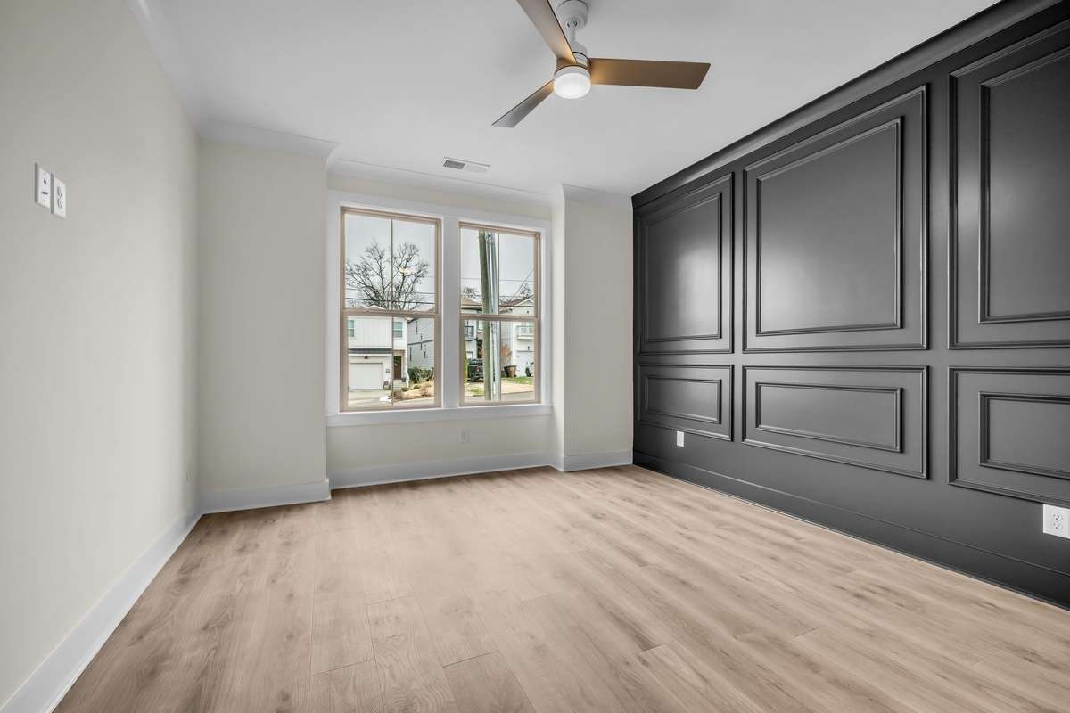 Owners bedroom on main level.