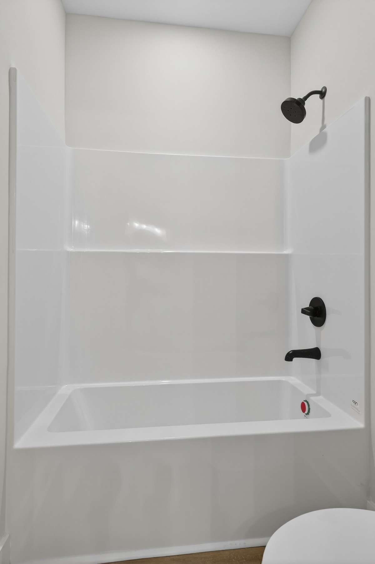 2nd Bathroom